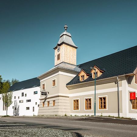 Marktl Hotel Zum Glockenturm מראה חיצוני תמונה
