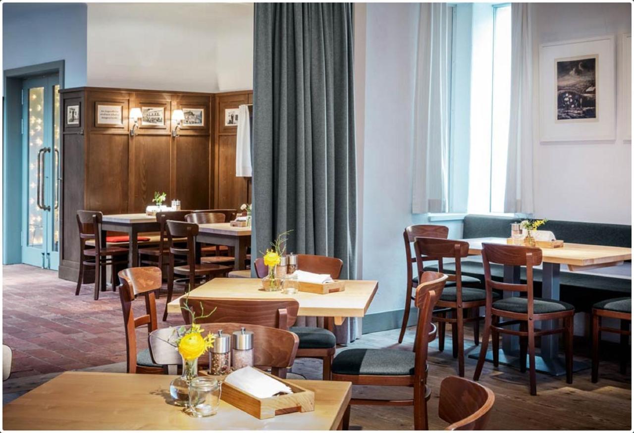 Marktl Hotel Zum Glockenturm מראה חיצוני תמונה